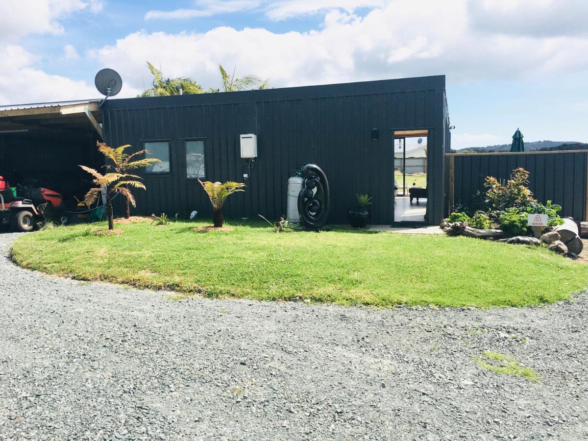 The Camel At Araiawa Raio * Pukenui